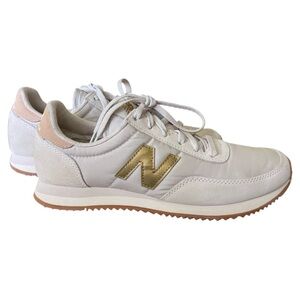 New Balance Women’s 720 Cream Beige Metallic Gold Sneakers Size 7.5